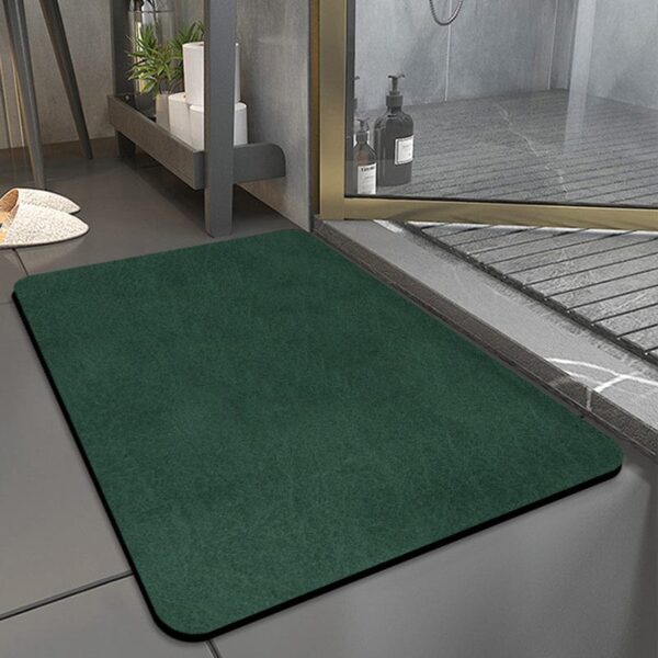 Groene badmat voor badkamer, natuurlijk en stijlvol.
