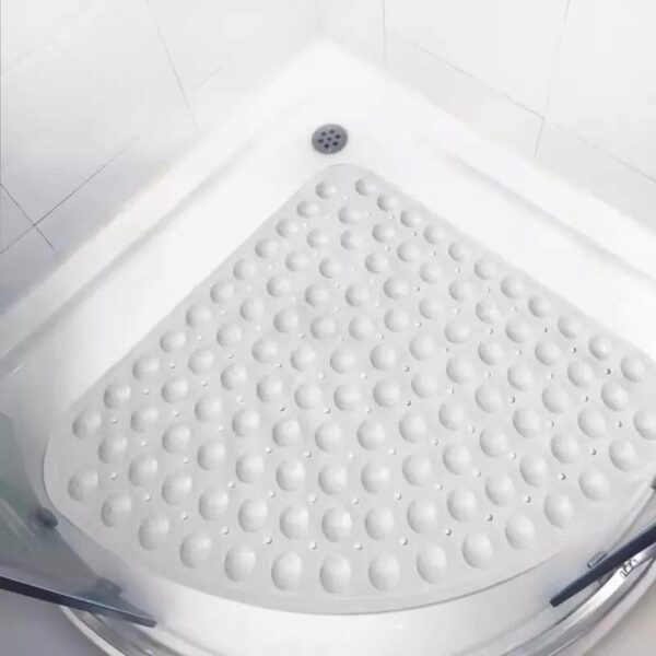Douchemat voor kwadratische badkamer met anti-slip textuur.