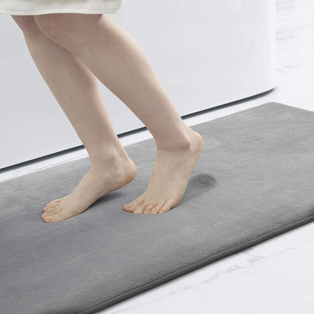 Grote badkamer tapijt met anti-slip eigenschappen voor veiligheid.
