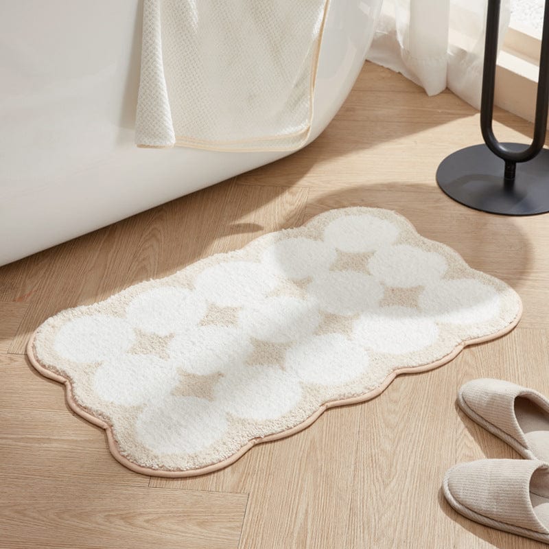 Nordisch badkamer tapijt met wolkenpatroon en zachte textuur.