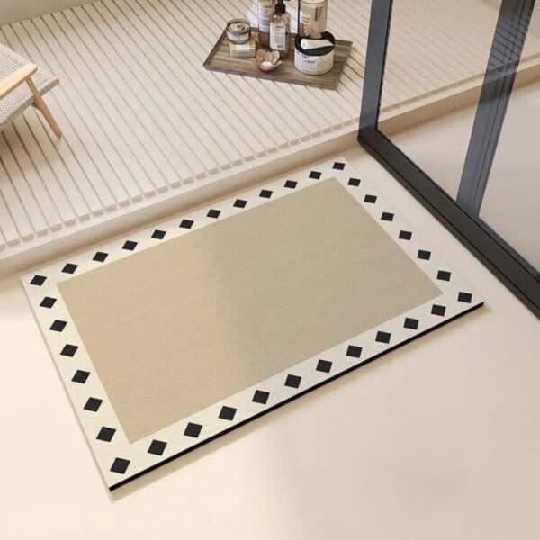 Diatomiet badmat met zwart-wit patroon voor badkamer.