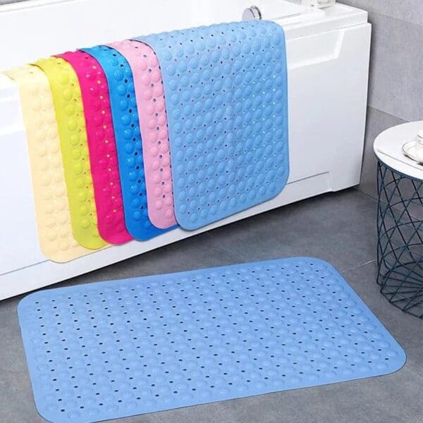 Antislip badkamer mat in verschillende kleuren voor douche en bad.