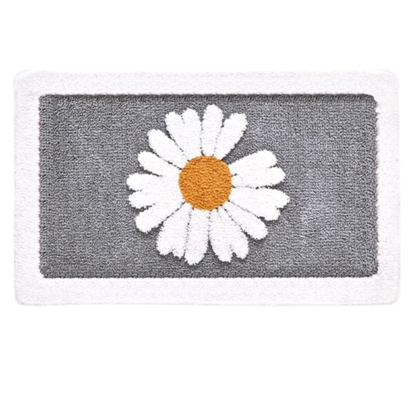 Floral Bath Mat with White Daisy Design.