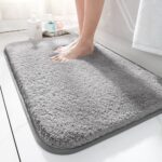 Big Fluffy Bath Mat