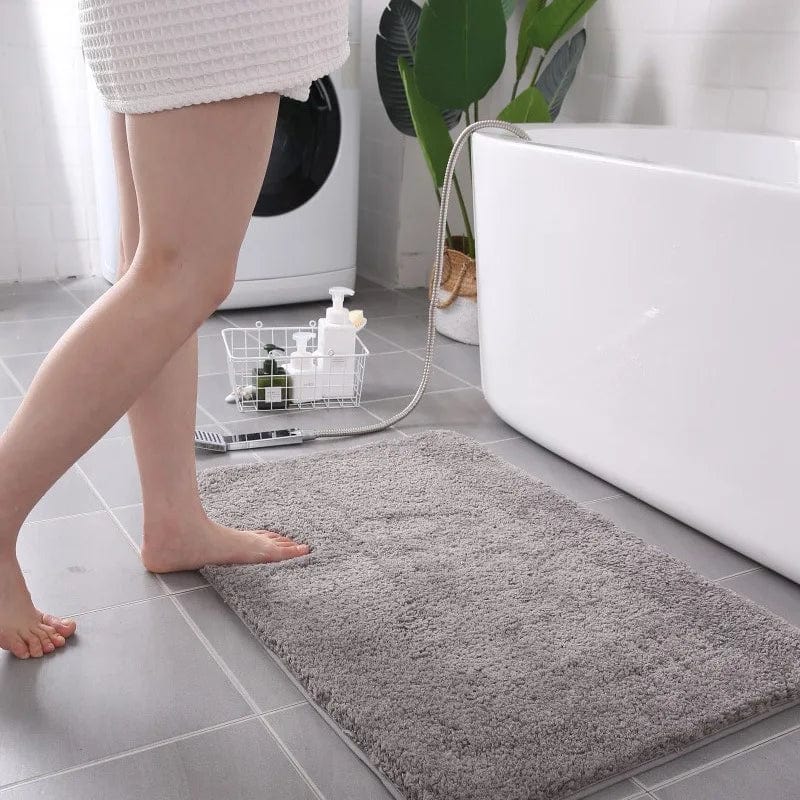 Extra Large Bath Mat for Bathroom, Soft Grey Rug Near Bathtub.