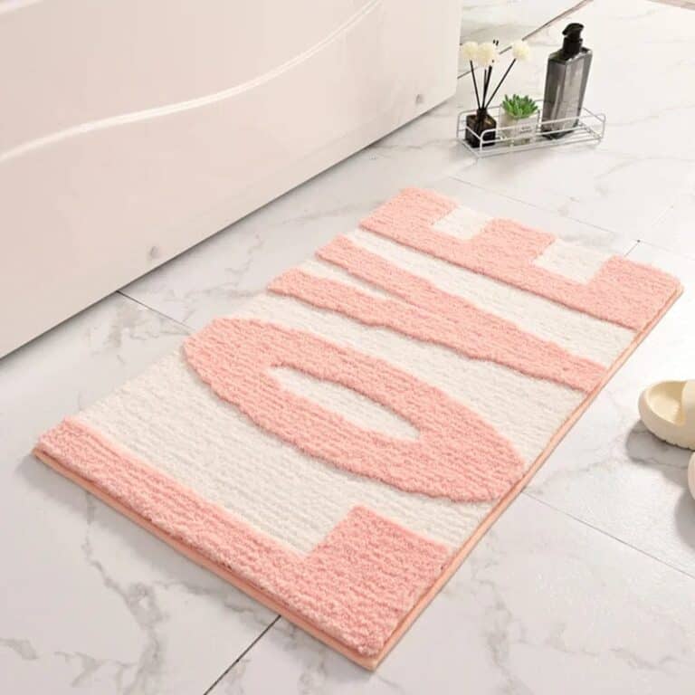 Love Bath Mat