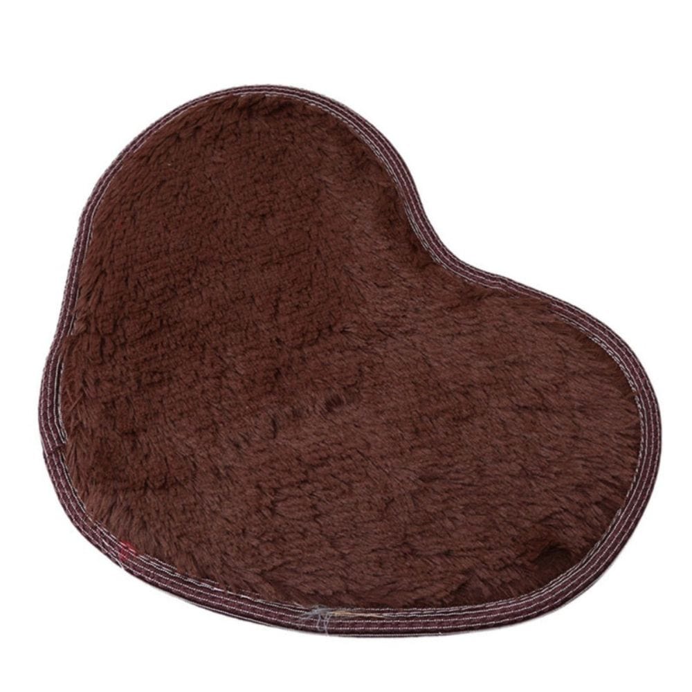 Heart-shaped microfiber chenille bath mat, plush brown, non-slip bathroom rug.