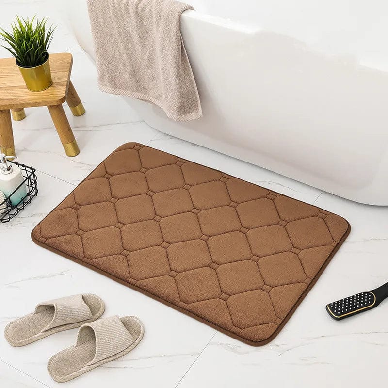 Microfiber Memory Foam Bath Mat with Quilted Design for Comfort and Non-Slip.